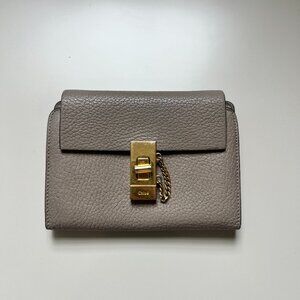 Chloe Drew Mini Grey Leather Wallet Gold Lock Auth